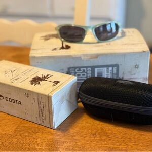Costa Blue Sunglasses Kenny Chesney Limited Edition Maya